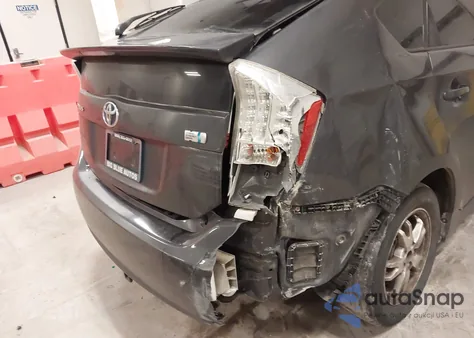 2010 Toyota Prius Ii z USA, uszkodzony, nr VIN JTDKN3DU6A0244200